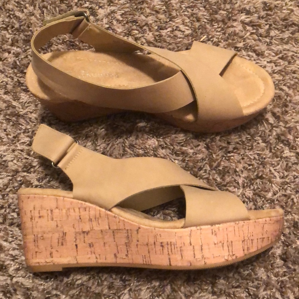 9.5 Nude Wedge Cork Sandals by CL
